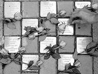 Stolpersteine vor dem Hamburger Ziviljustizgeb�ude